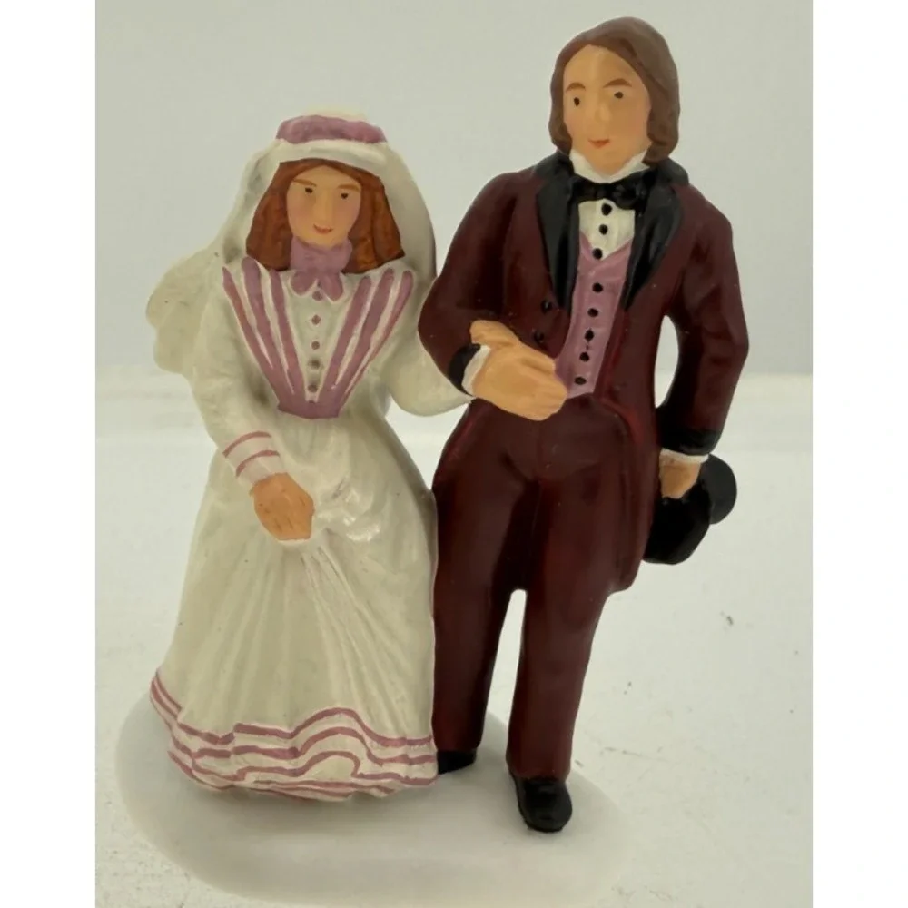Department 56 Charles and Catherine Dickens Figure Dickens Village Accessory 584